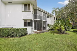 984 NW 93rd Ave, Plantation, FL 33324 - Photo 32