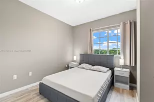 5271 SW 8th St, Miami, FL 33134 - Photo 8