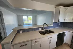 425 SE 11th Terrace, Dania Beach, FL 33004 - Photo 10