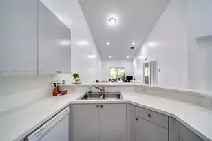 3243 NE 11th Dr, Homestead, FL 33033 - Photo 14