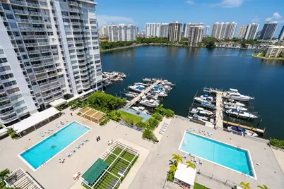 18041 Biscayne Blvd #1404, Aventura, FL 33160 - Photo 22