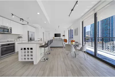 999 SW 1st Ave #1903, Miami, FL 33130 - Photo 4