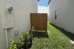 2600 SE 25th Ct, Homestead, FL 33035 - Photo 60