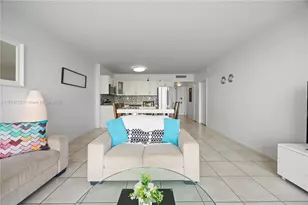 5601 Collins Ave, Miami Beach, FL 33140 - Photo 16