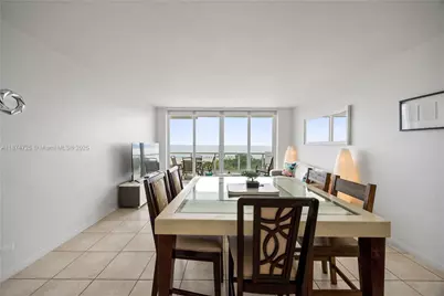 5601 Collins Ave #410, Miami Beach, FL 33140 - Photo 14