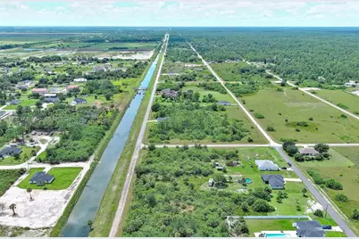 1507 Hines Ave, Lehigh Acres, FL 33972 - Photo 10