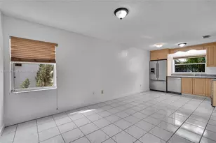 815 NW 98th Ave, Plantation, FL 33324 - Photo 8
