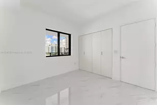 700 NE 24th St, Miami, FL 33137 - Photo 12