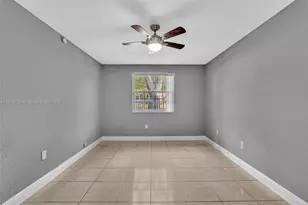 2890 N Oakland Forest Dr, Oakland Park, FL 33309 - Photo 16