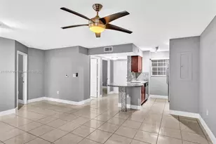 2890 N Oakland Forest Dr, Oakland Park, FL 33309 - Photo 6