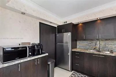 3180 S Ocean Dr #1517, Hallandale Beach, FL 33009 - Photo 4