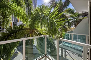 41 SE 5th St, Miami, FL 33131 - Photo 10