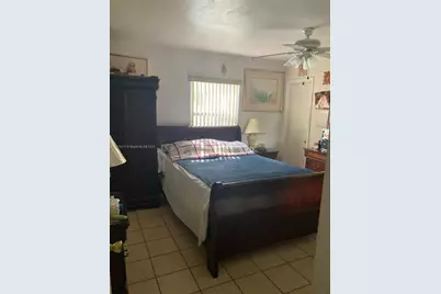 580 NW 136th St, North Miami, FL 33168 - Photo 4