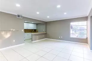 17600 NW 68th Ave, Hialeah, FL 33015 - Photo 4