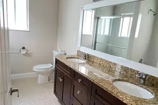 370 NE 34th Ave, Homestead, FL 33033 - Photo 16