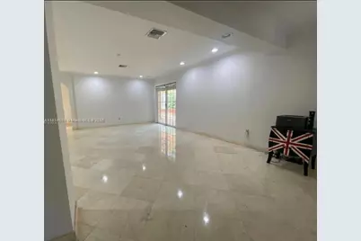 2195 Secoffee St, Miami, FL 33133 - Photo 20