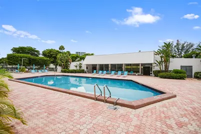 20400 W Country Club Dr #416, Aventura, FL 33180 - Photo 20