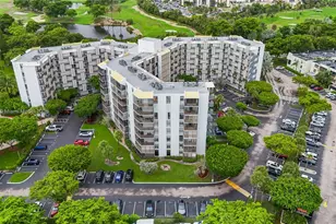 20400 W Country Club Dr, Aventura, FL 33180 - Photo 22