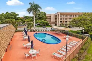 2705 NW 104th Ave, Sunrise, FL 33322 - Photo 10