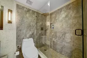 7601 E Treasure Dr, North Bay Village, FL 33141 - Photo 4