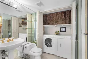 3500 Mystic Pointe Dr, Aventura, FL 33180 - Photo 22