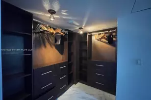 5255 Collins Ave, Miami Beach, FL 33140 - Photo 18