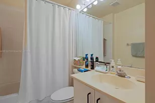 2430 SE 7th Pl, Homestead, FL 33033 - Photo 16