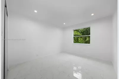 524 NW 10th, Hallandale Beach, FL 33009 - Photo 16