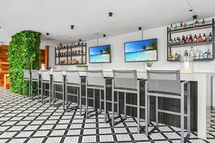 398 NE 5th St, Miami, FL 33132 - Photo 28