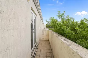 2756 NW 131st St, Opa-Locka, FL 33054 - Photo 14