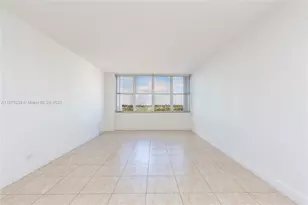 7441 Wayne Ave, Miami Beach, FL 33141 - Photo 8