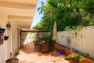 401 Warren Ln, Key Biscayne, FL 33149 - Photo 36