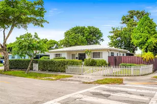 17130 NE 7th Ave, North Miami Beach, FL 33162 - Photo 1