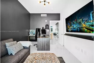 455 NE 39th St #205, Miami, FL 33137 - Photo 24