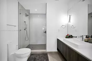 455 NE 39th St, Miami, FL 33137 - Photo 20