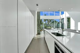 2217 NE 17th Terrace, Wilton Manors, FL 33305 - Photo 14