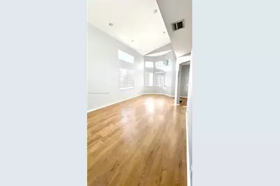 12625 NW 56th St, Coral Springs, FL 33076 - Photo 10