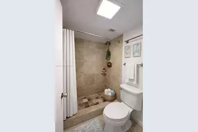 500 Bayview Dr #230, Sunny Isles Beach, FL 33160 - Photo 14