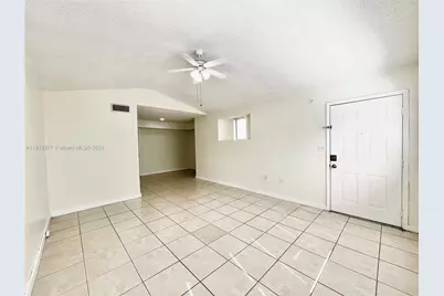15591 SW 105th Ter #527, Miami, FL 33196 - Photo 4