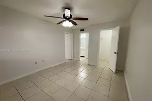 15591 SW 105th Terrace, Miami, FL 33196 - Photo 14