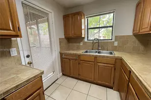 15591 SW 105th Terrace, Miami, FL 33196 - Photo 8