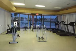 2871 E Sunrise Lakes Dr, Sunrise, FL 33322 - Photo 14