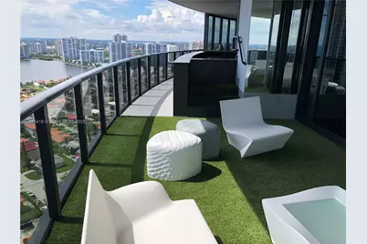 18555 Collins Ave #2903, Sunny Isles Beach, FL 33160 - Photo 6