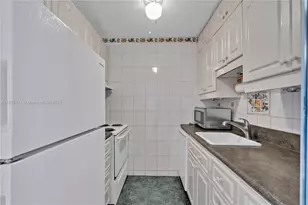 15610 NE 6th Ave, Miami, FL 33162 - Photo 2