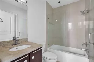 480 NE 30th St, Miami, FL 33137 - Photo 10