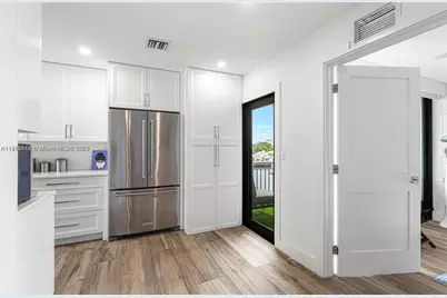 3100 NE 48th St #312, Fort Lauderdale, FL 33308 - Photo 14