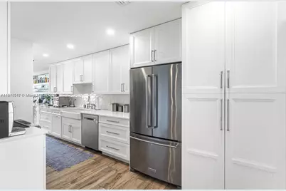 3100 NE 48th St #312, Fort Lauderdale, FL 33308 - Photo 12