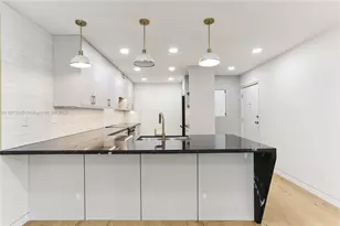 100 Edgewater Dr, Coral Gables, FL 33133 - Photo 4