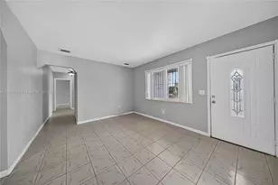 9125 NW 33rd Ct Rd, Miami, FL 33147 - Photo 6