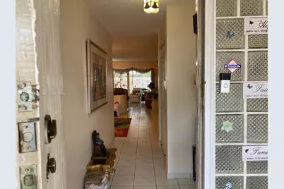 8124 SW 81st Ter, Miami, FL 33143 - Photo 4
